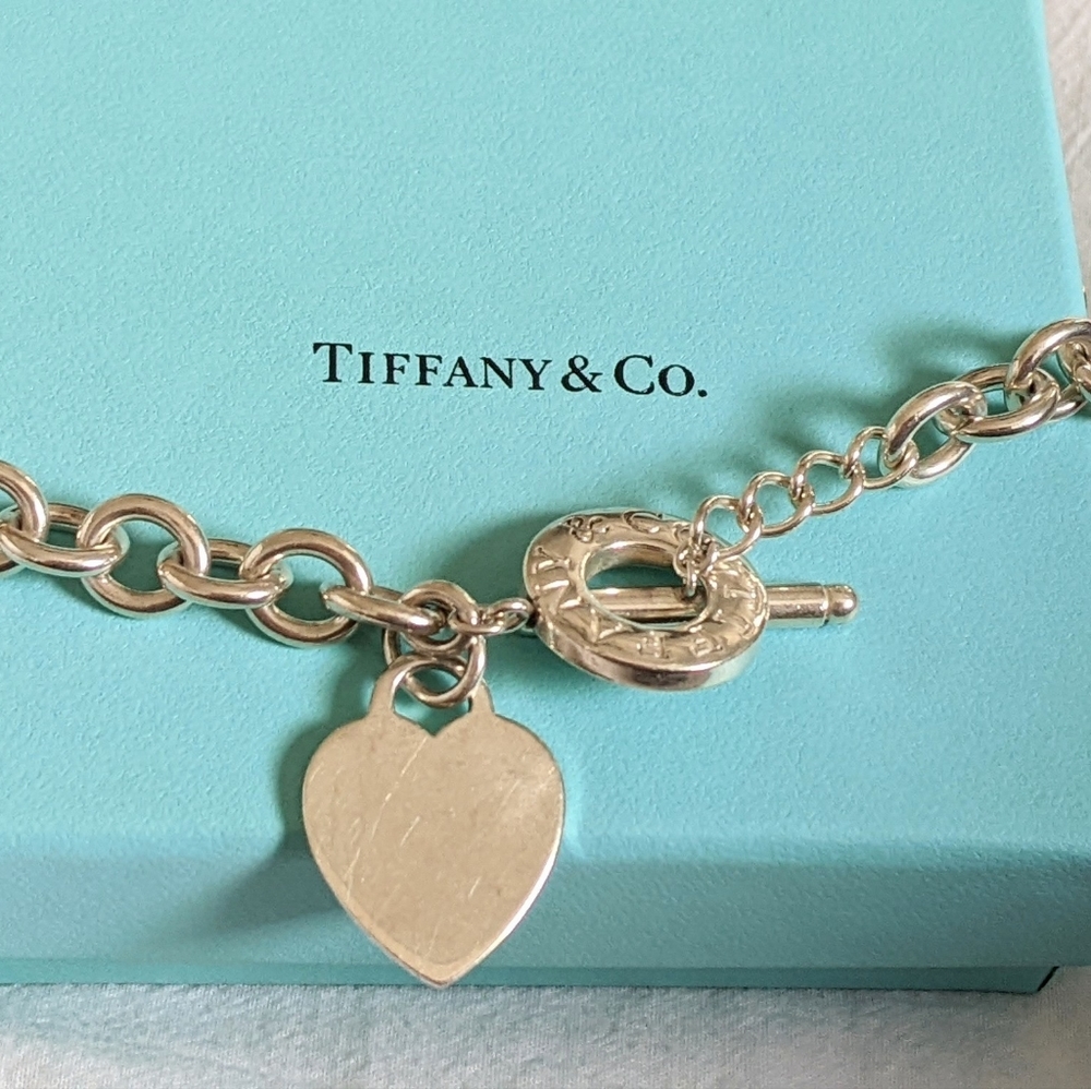 Authentic! Vintage Tiffany's heart tag toggle necklace
